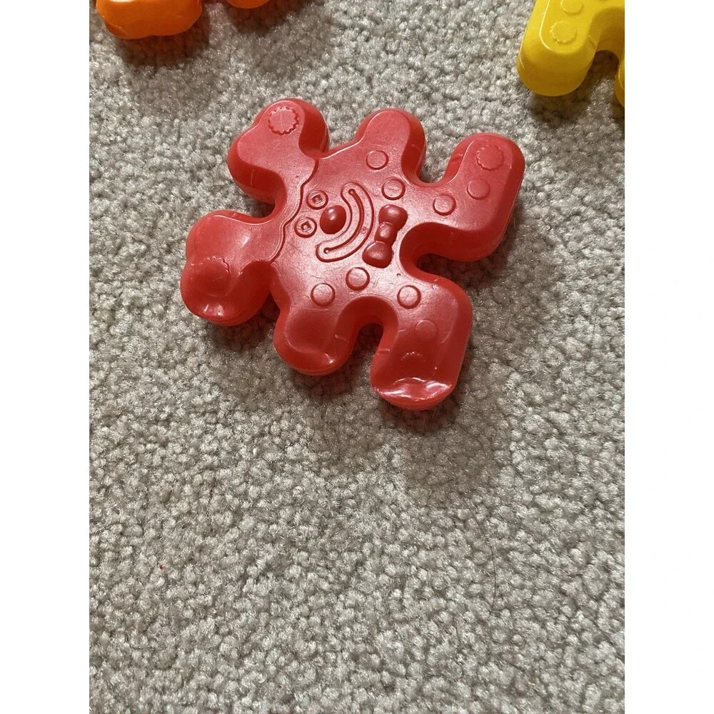 61pc Vintage Stackable Interlocking Building Toy Clowns & Bunnies